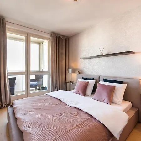 Metro Kondratowicza Peaceful Apartment Warszawa Eksteriør bilde