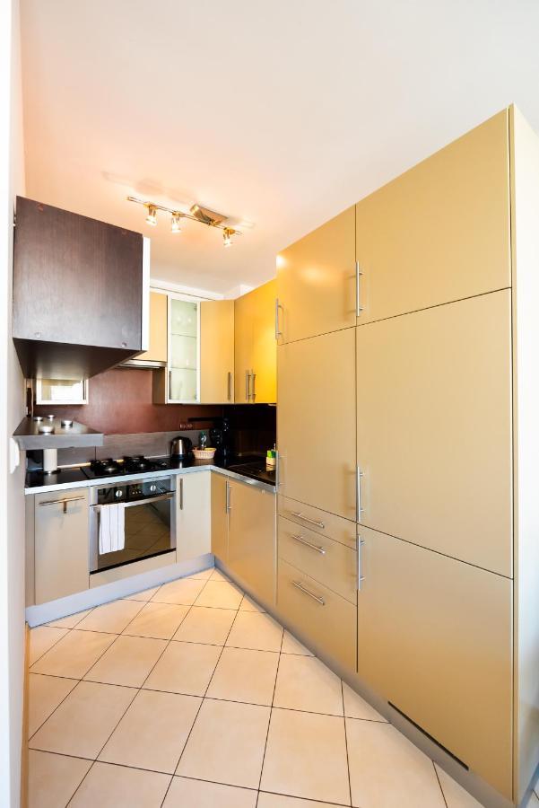Metro Kondratowicza Peaceful Apartmán Varšava